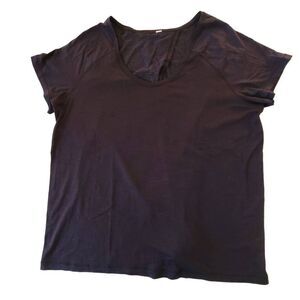 Lululemon Womens Black Devout Split Back Short Sleeve T Shirt